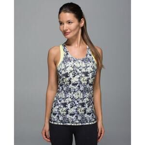 LULULEMON Inspiration Tank II // 6
